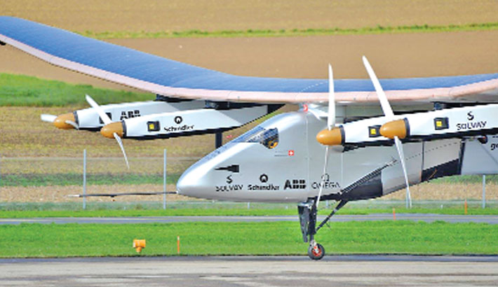 solarimpulse2aircraftbeginsatlanticcrossing